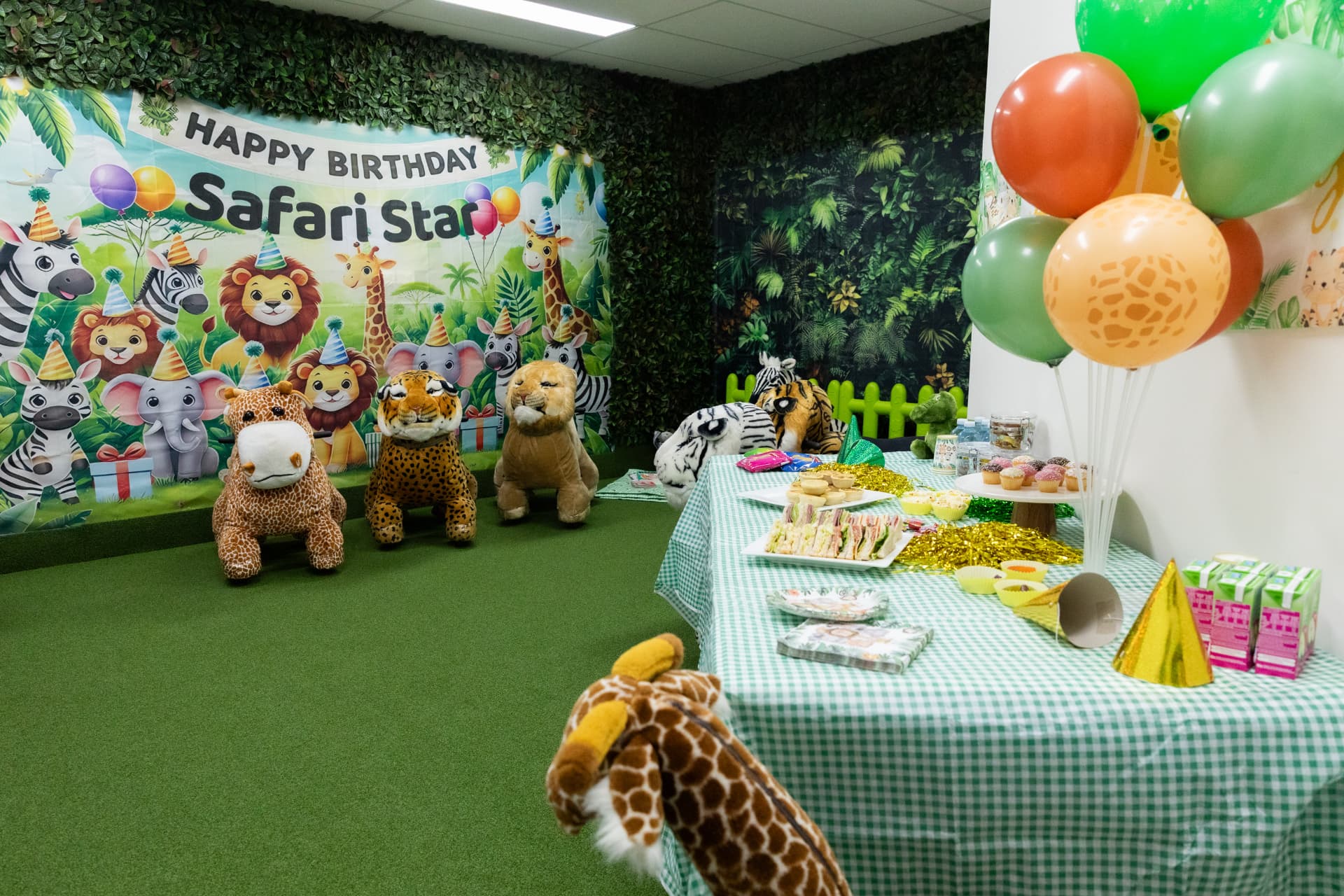 The Jungle Room in Mordialloc with safari animal rides, jungle-themed décor and birthday party setup